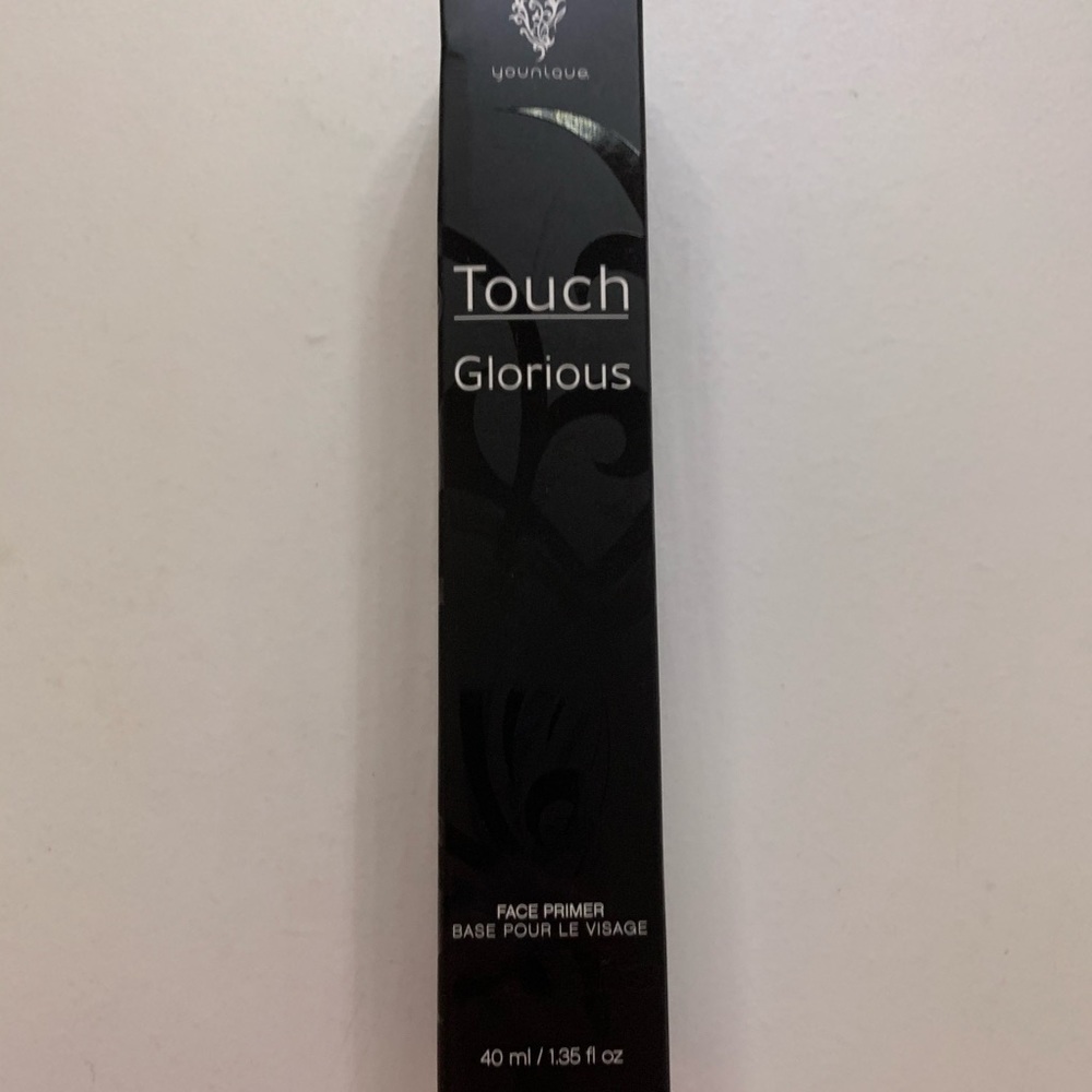 Younique primer